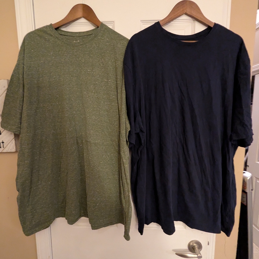 Goodfellow & Co Short Sleeve Tees in Olive and Navy